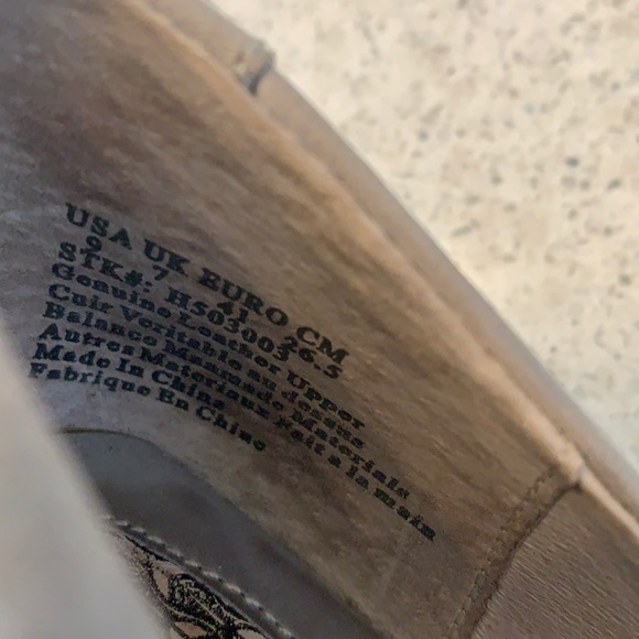 Hush Puppies shoes - Picture 4 of 4